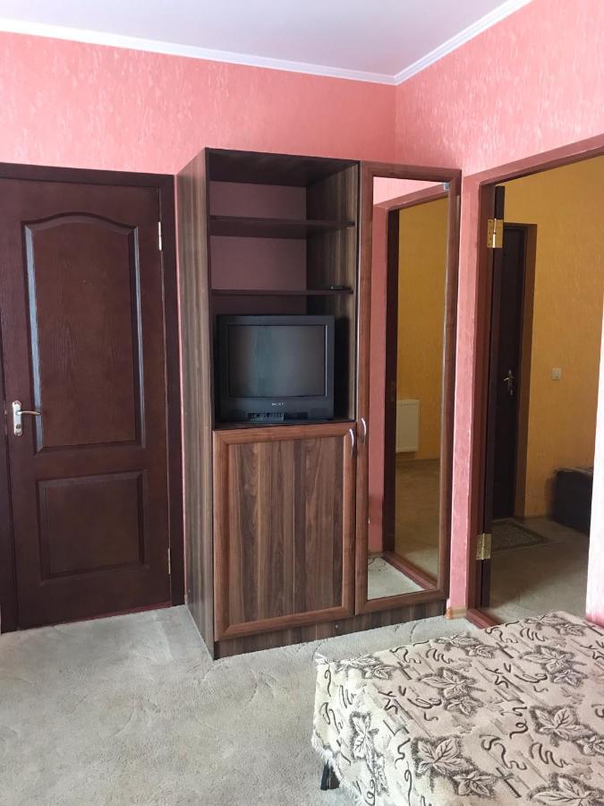 Готель Гетьман Haisyn Exterior photo